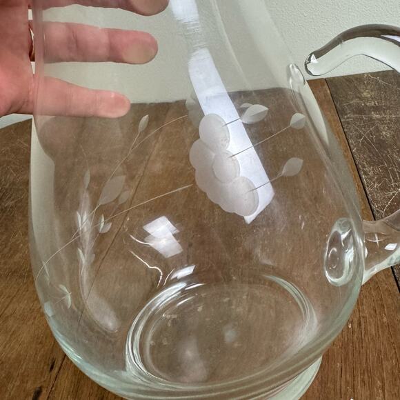 Princess House‎ Heritage Floral Etched Ice Lip Pitcher Blown Glass - Picture 5 of 10